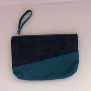 NEVER BEEN USED IPSY MAKEUP/COSMETIC BAG